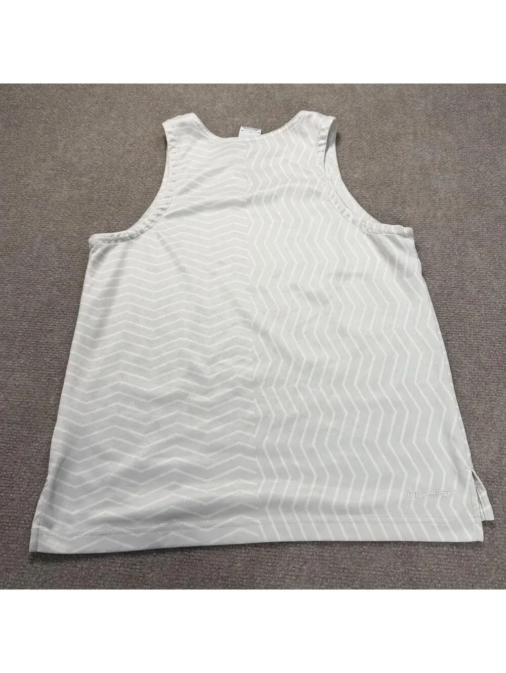 Nike Swoosh Fly Standard Issue Basketball Jersey Tank - Women's Small - EUC